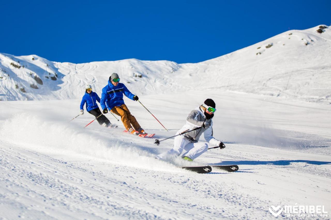 Hotel Le Chamois D'Or, Ussim Vacances Meribel Exterior photo