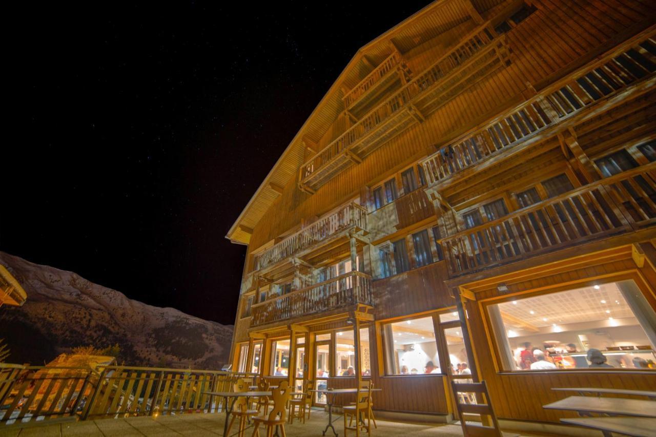 Hotel Le Chamois D'Or, Ussim Vacances Meribel Exterior photo